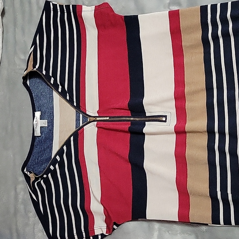 Maternity shirt